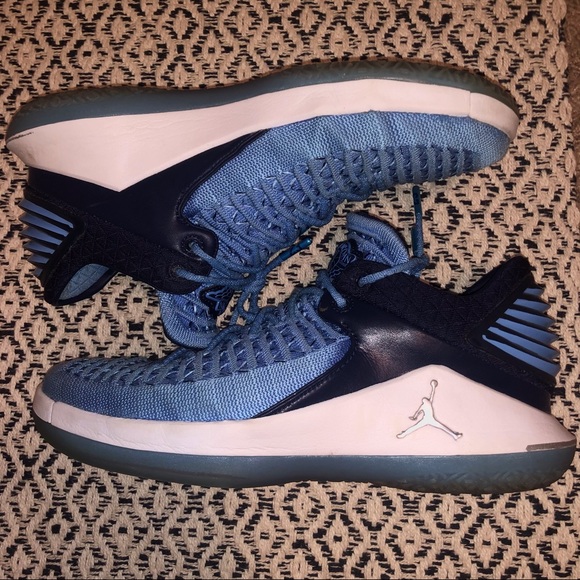 Nike Shoes - Air Jordan 32 Low GS 'Win Like 82'